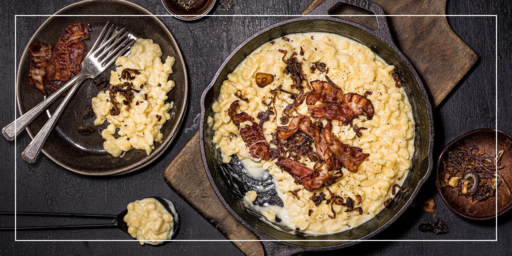 coop_ch's tweet photo. 🍴 #FOOBY FRIDAY 🍴 Wir liefern dir ab heute jeden Freitag eine Koch-Inspiration für dein Weekend! Wir starten mit einer deftigen Spätzlipfanne mit Raclettekäse 👉🏼 https://t.co/d0f2t19oHd
Wen bekochst du am Wochenende? #lovefooby #welovefood https://t.co/MvvO9c658W