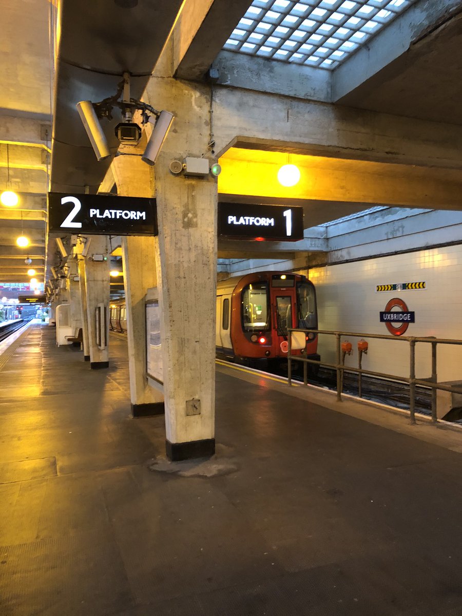 Uxbridge tube station, very Art Deco indeed