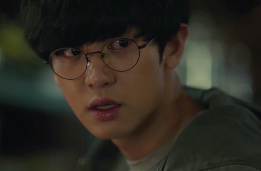 pcysarchive's tweet photo. D-6: 1, 2, 3 action 🎬

whether it’s a lead or supporting role, chanyeol showed us his great acting skills! can’t wait for his new film „the box“ 🥰

#LOEYVEMBER #CHANYEOL #찬열 https://t.co/CQ5Uh0T9Tg