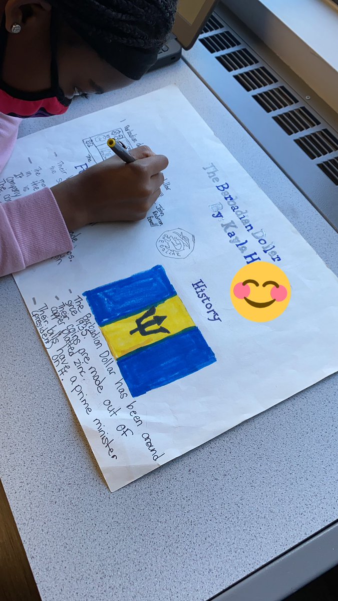 MrsPettasGrade6's tweet photo. Making great progress on our Currency Around the World 🌍 Project! #happeningathowell @13MrsWatson @MsSousa5 https://t.co/bztpUcHZ8Z