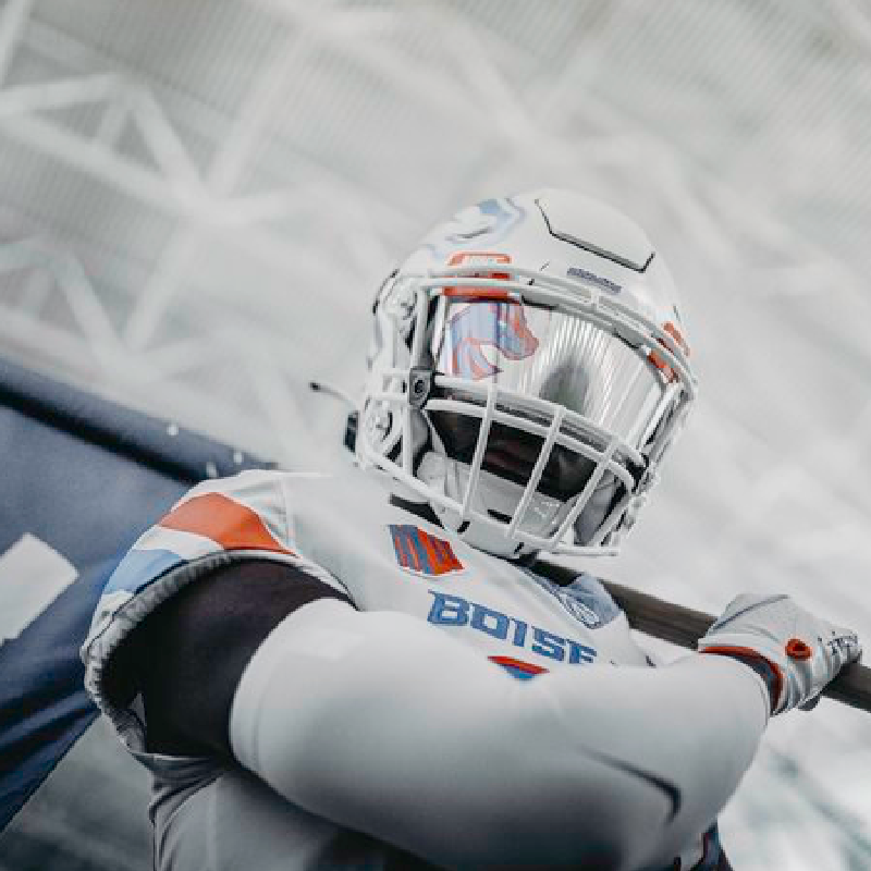 BoiseStateAlum's tweet photo. What do you think of this @BroncoSportsFB uniform combo for tonight's matchup against @uhmanoa?
Tonight at 9 p.m. MT
Watch on @CBSSportsNet
@BoiseState @BroncoSports @BoiseStateBAA
#BoiseState #BoiseStateAlumni #WeAreBroncos #BleedBlue #CommitToTheTeam https://t.co/ztsEwvt6hp