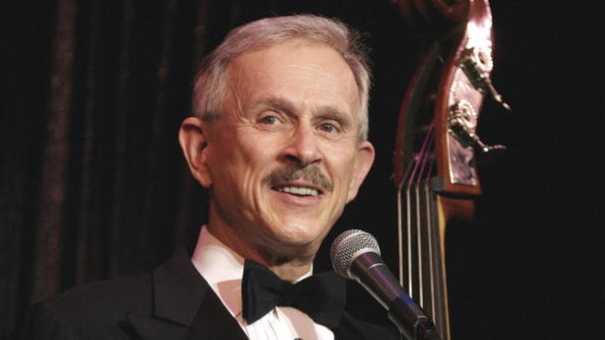  Happy birthday to Dick Smothers! 