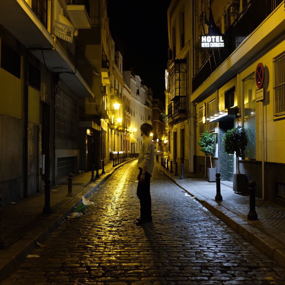 ชอบเธออยู่แค่สองครั้ง ครั้งแล้วกับครั้งเล่า