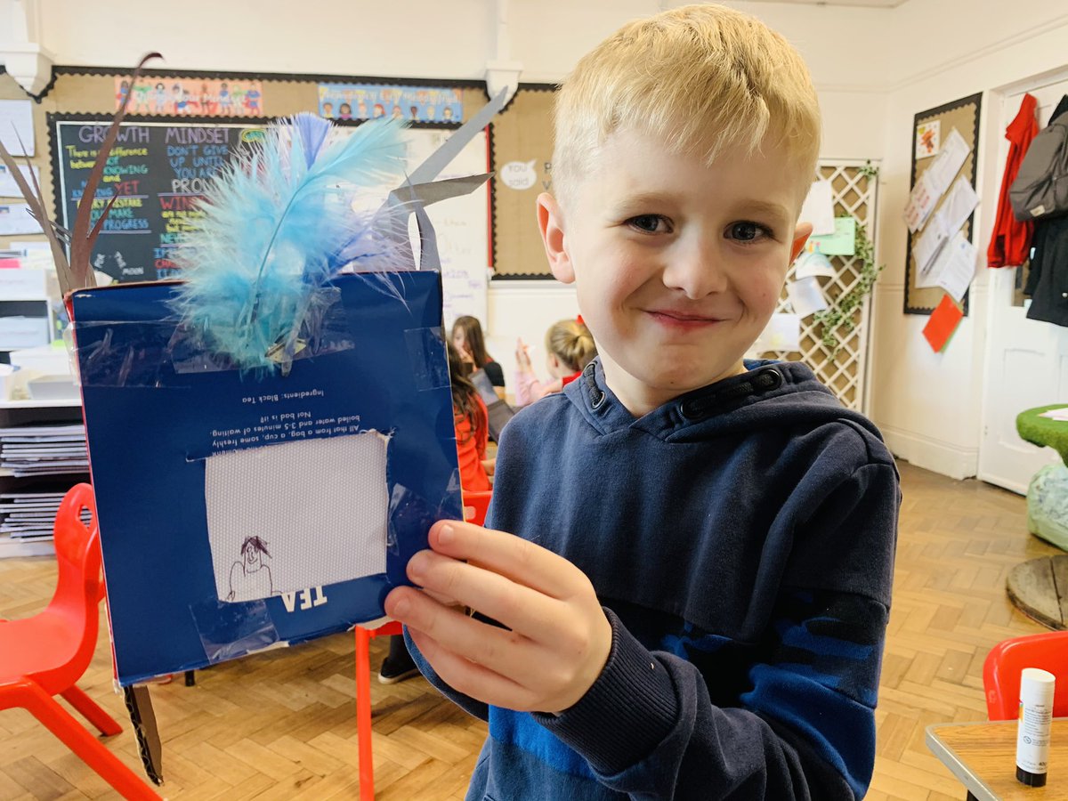 BubsyTownhill's tweet photo. Year 3 have loved designing and making their ‘fantasy’ vehicles for D.T. Some imaginative results, folks! Da iawn bawb! 👏🏼👏🏼👏🏼 #thcyear3 #thcdt #creativity #LearningKeepsGoing https://t.co/ycsgI35dct