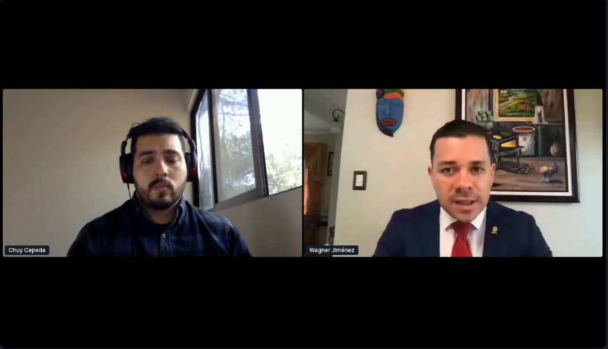 oscitylatam's tweet photo. En el #satage se encuentra nuestro director @chuycepeda con el diputado @wagnerjimenez1 hablando sobre el Futuro #GovTech de #CostaRica
Seguilo en vivo https://t.co/lj4HJVYrLy #ForoGovTechCR https://t.co/vKEmhy5jbd
