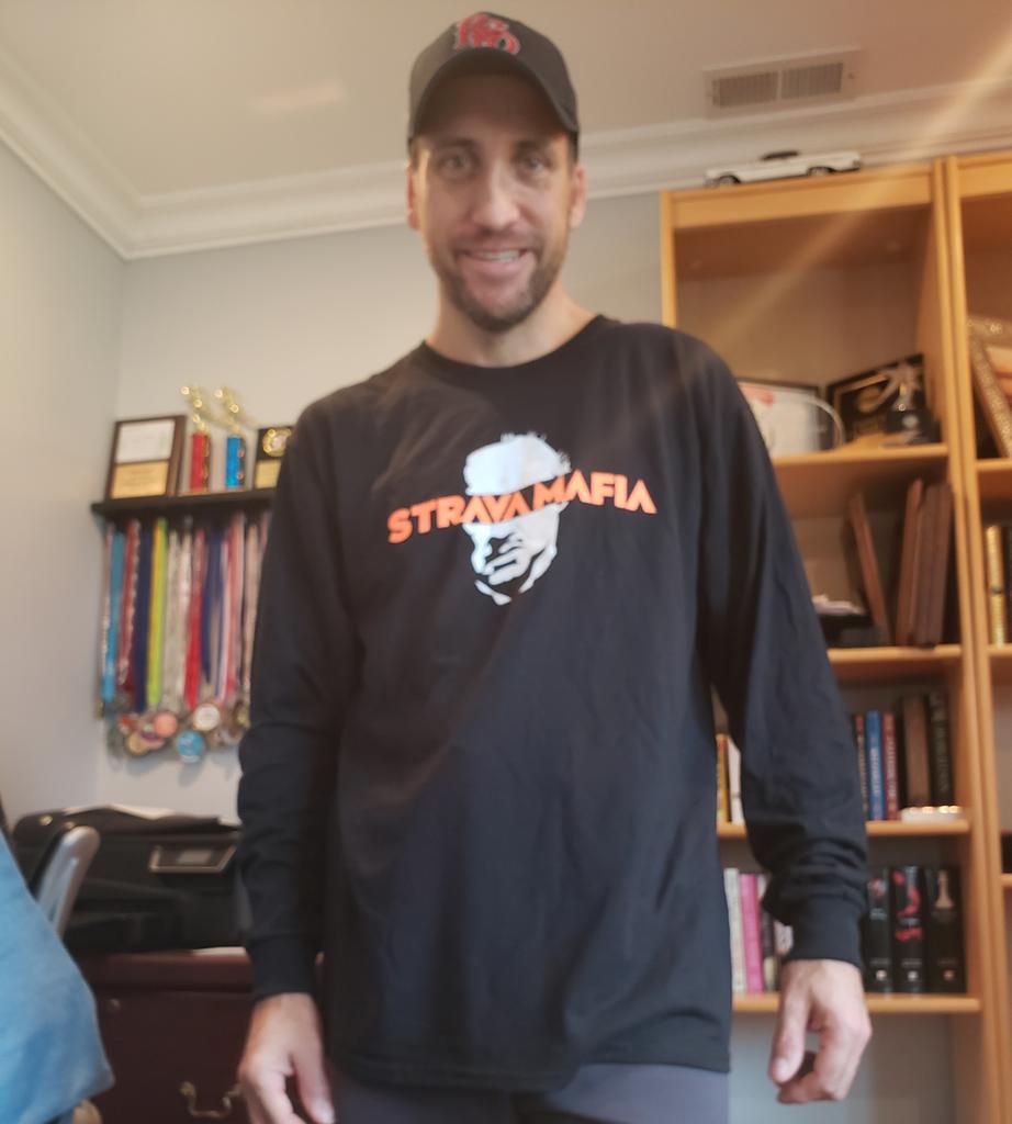 Feeling better today, arm out of sling and then new shirt shows up #stravamafia