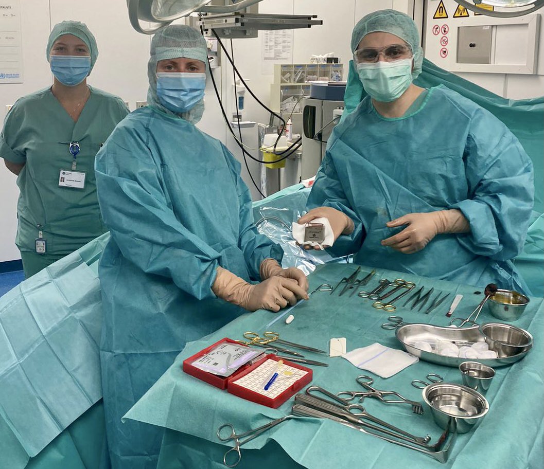 GeorgiosMatis's tweet photo. 🔸Our team performed the 2nd implantation of an #Evoke #closedloop #Neurostimulator in #Uniklinik #Köln.
🔸Patient with #backpain &amp; #legpain.
🔸VAS 9 👉 2, can walk better, can sleep better &amp; smiling!
🔸Great #ECAP &amp; #activationplot.

1/3 https://t.co/GOiO3WiZkO