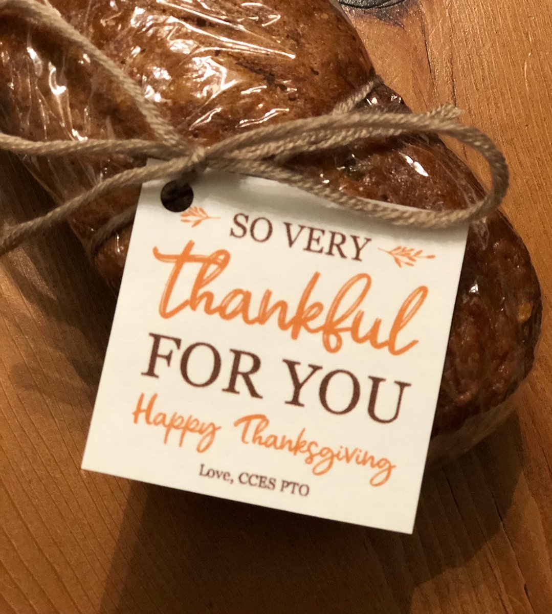 One last little treat for staff before a well deserved Thanksgiving Break - pumpkin &amp; banana nut breads to take home &amp; enjoy with families. <a href="/CrabappleXES/">Crabapple Crossing </a> @dr_cheatham <a href="/mremoryrawlings/">Rawlings Johnson</a> <a href="/FultonZone7/">Dr. Crumbley</a> <a href="/FCSSuptLooney/">Dr. Mike Looney (Official Acct)</a>