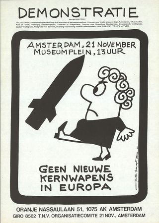 Nutwerk's tweet photo. Morgen 1981. Derde ontwerp. Opgehaald bij #Opland thuis en laten drukken. #trots https://t.co/lQAsMeY9Bz