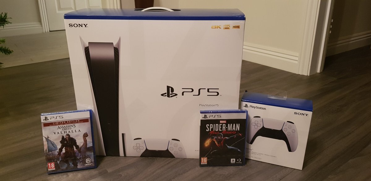 JamieHarris87's tweet photo. Someone earned some serious wife points with this little surprise today! @steffjharris #PS5 #Playstation5 https://t.co/TNfzlBNv7g