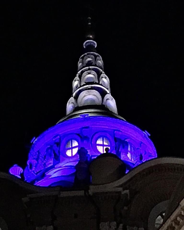 MERAVIGLIA!!! I maggiori monumenti di #Torino con @UNICEF si sono illuminati di blu il 20 novembre per la 31ma Giornata mondiale dei diritti dei bambini.
https://t.co/u9RsvPqm7p
@twitorino #unicef @UNICEF_Italia @crpiemonte @c_appendino @Regione https://t.co/D069fAi2UN