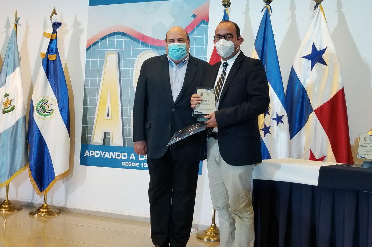 asielsalvador's tweet photo. La ASI entregó un reconocimiento a su empresa socia #SIEMENS por su destacada participación en el sector tecnológico, y su aporte al desarrollo de nuevas herramientas tecnológicas para la industria. Recibe César González, Gte. de Ventas HON, ESA, PAN. #ASIInnovationWeek2020 https://t.co/bS8jkDbCdV