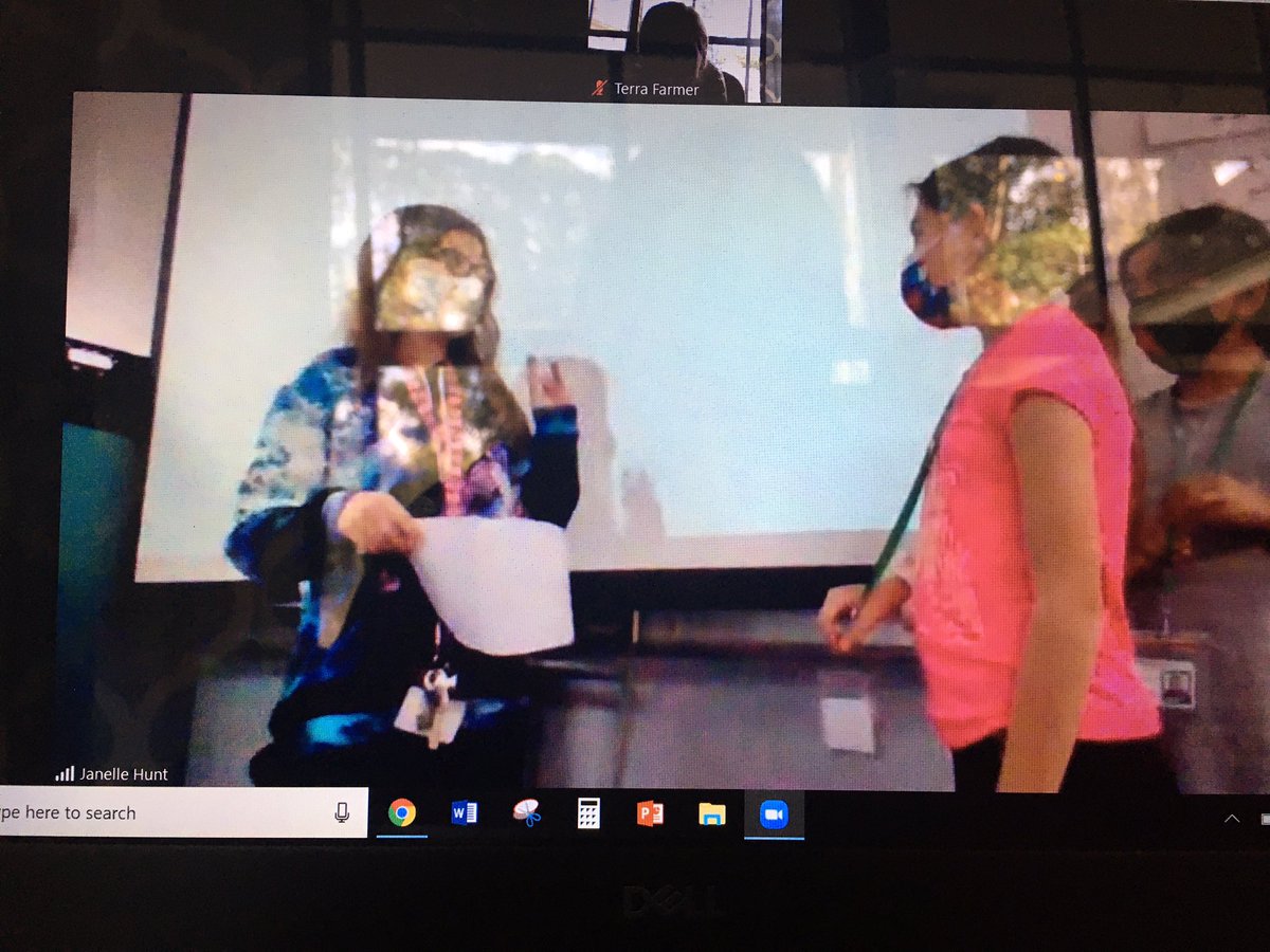 TheMrsFarmer's tweet photo. @HumbleISD_CMS #COLThour Touchstone #PBL presentation are going on right now even though I am not at school. #zoom with @MrsHunt_CMS https://t.co/7VquTSG1kH