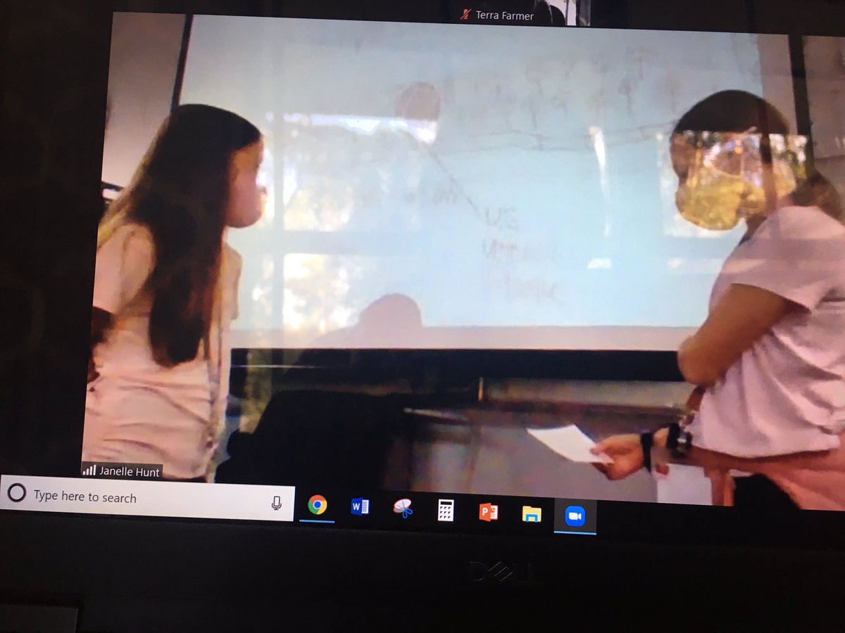 TheMrsFarmer's tweet photo. @HumbleISD_CMS #COLThour Touchstone #PBL presentation are going on right now even though I am not at school. #zoom with @MrsHunt_CMS https://t.co/7VquTSG1kH