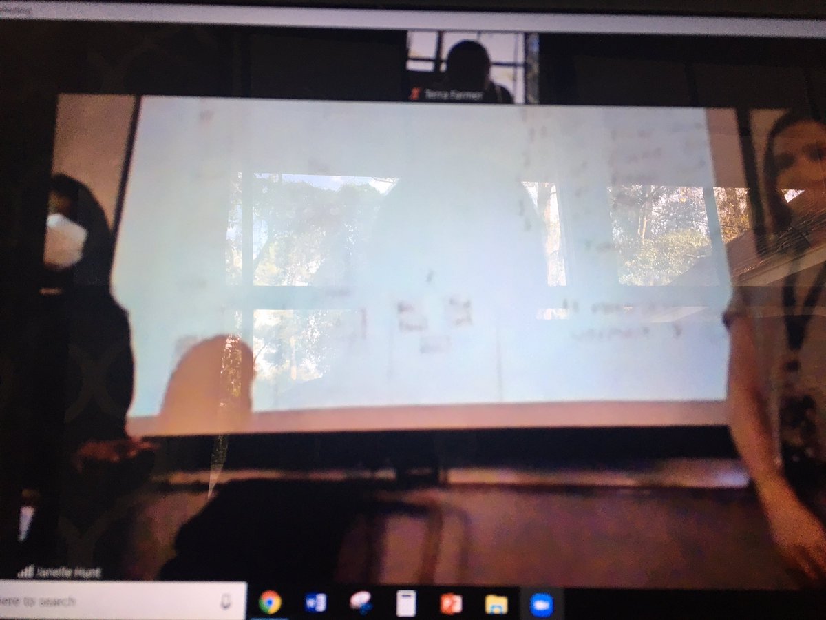 TheMrsFarmer's tweet photo. @HumbleISD_CMS #COLThour Touchstone #PBL presentation are going on right now even though I am not at school. #zoom with @MrsHunt_CMS https://t.co/7VquTSG1kH