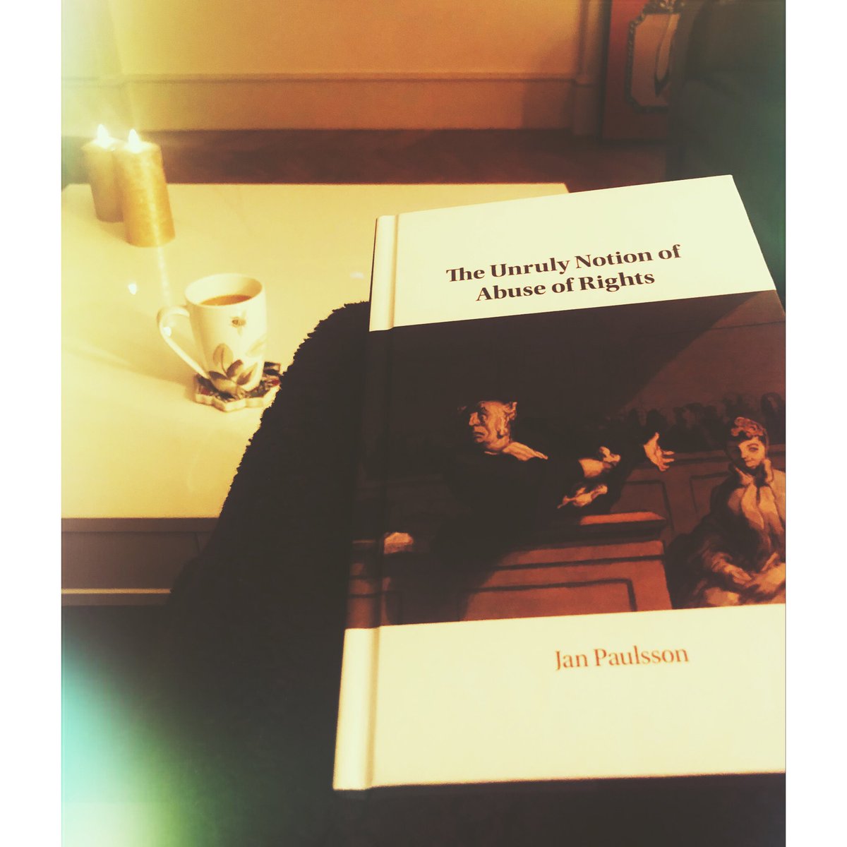 Friday night vibes #paulsson #abuseofrights #internationallaw