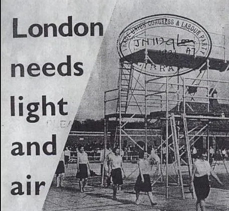 Perhaps one of the most mourned losses of Victoria Park is the lido which opened in May 1936 to replace the bathing lakes. An initiative of Herbert Morrison, the lido was said to be able to hold 1,000 people, and in line with the founding of the park aimed to improve health.