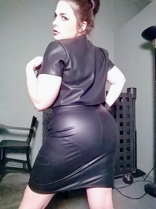 Leather Babe. https://t.co/cDKznVYguo<a href="/tag/schoolgirl"class="tags"><span>#schoolgirl</span></a><a href="/tag/femdom"class="tags"><span>#femdom</span></a>