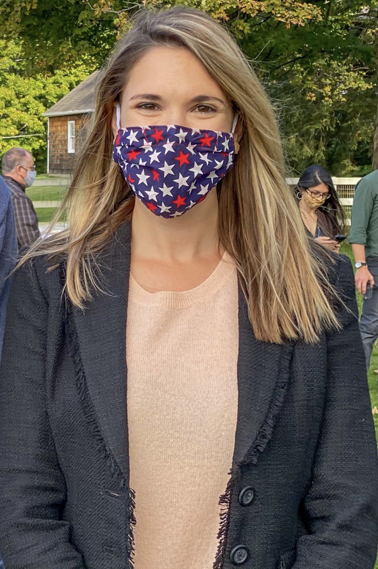 DemsUlster's tweet photo. ๐๐ณ๐ Congratulations to .@MichelleHinchey! Good things come to those who wait & even better things come to those constituents here in #SD46, which includes a large swath of Ulster County. We can't wait to see all that will be accomplished! #SenateSupermajority https://t.co/g4k1RURSF7