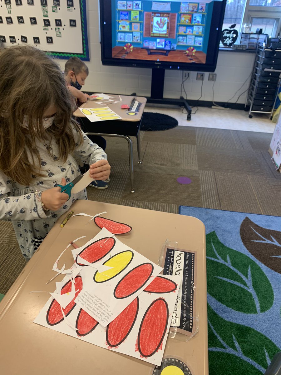 Today we used an interactive way to help build number sense!  Right now, we are working on different ways to make 10. Here’s how we learned all about decomposing numbers… turkey style!