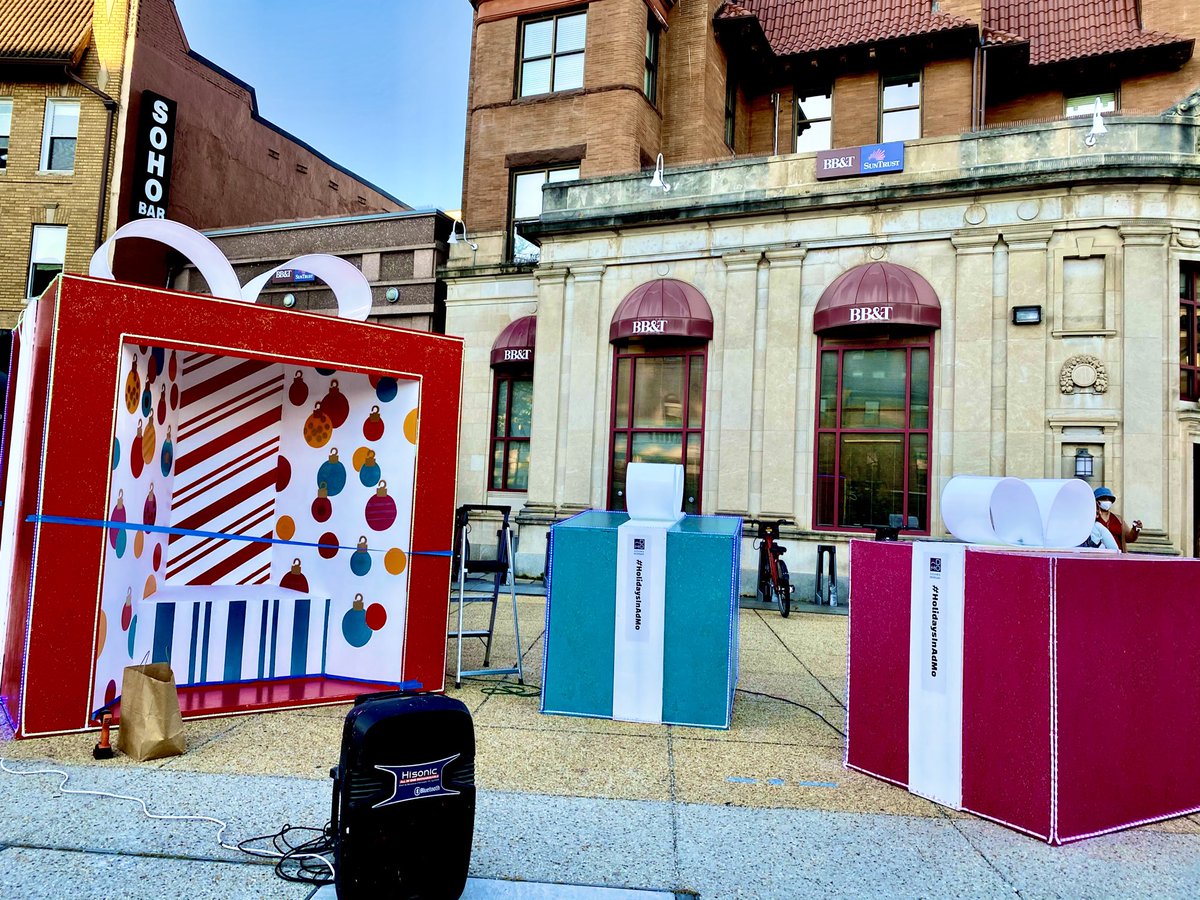 Come on down to the BB&amp;T plaza on Columbia Road tonight 5:00 to 7pm for treats of the season   ⁦<a href="/AdMoBID/">Adams Morgan BID</a>⁩ ⁦@AdMoSmallBiz⁩ ⁦<a href="/AdamsMorganANC/">ANC 1C</a>⁩