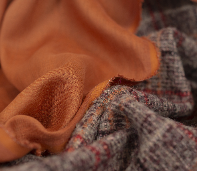 ClothSpot's tweet image. We're aflame this week 🔥#Wool + mohair coating, rich rust + wine #jersey knits , terracotta linen + more. Cosy up with us at clothspot.co.uk