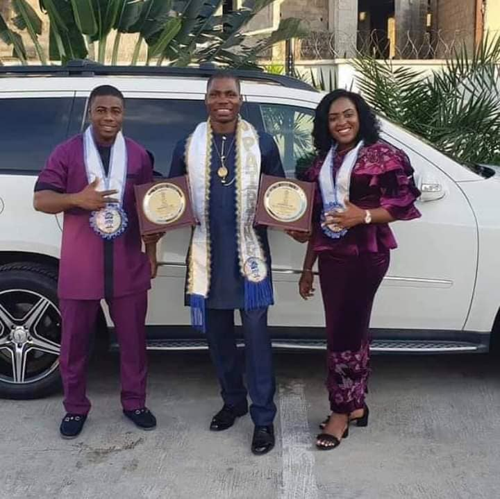 CoachKharz's tweet photo. Congratulations to our New Car Achievers in Africa🤩👏
#AIM_WORLD🌏
#EMPOWERED_CONSUMERISM👊 https://t.co/dVJF3DDG1b
