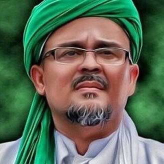 dewo_padi08's tweet photo. Sy type org yg tak suka gonta ganti ava.berhubung psg baliho IB HRS rentan di turunkan,demi rasa cintaku kpd Habibana Rizieq Shihab maka beliau sy pampang di sini
#RevolusiAkhlak https://t.co/cRriGVdsc4
