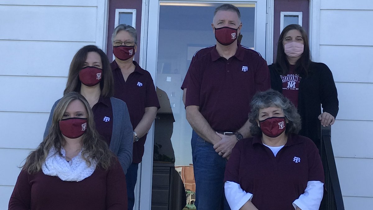 GCPSMaroonTide's tweet photo. Our School Board Office is beaming with Tide Pride! #MTpride https://t.co/eDrSM5q3KG