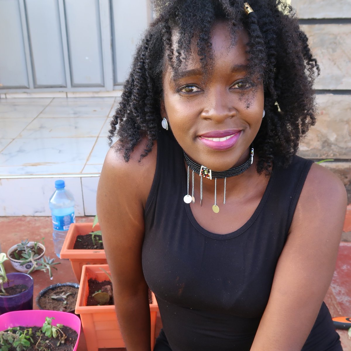 In a bid to slow down from the hamster wheel that is urban life, I forced myself to take on a hobby that did not bring me money but brought me extreme joy, forced me to switch off and reminded me of my childhood. I had to commit to doing it for an hour everyday. How it's going..