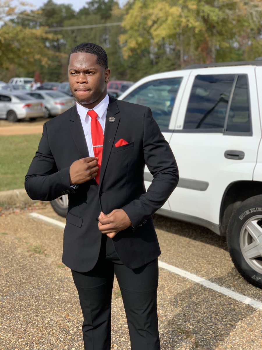 Pakoyrie1's tweet photo. “Ain’t talking a bag 💰I cover my ears👂🏽!” 😏
#ThatBoySharp 🤟🏾❤️ https://t.co/qkOasVg0Qk