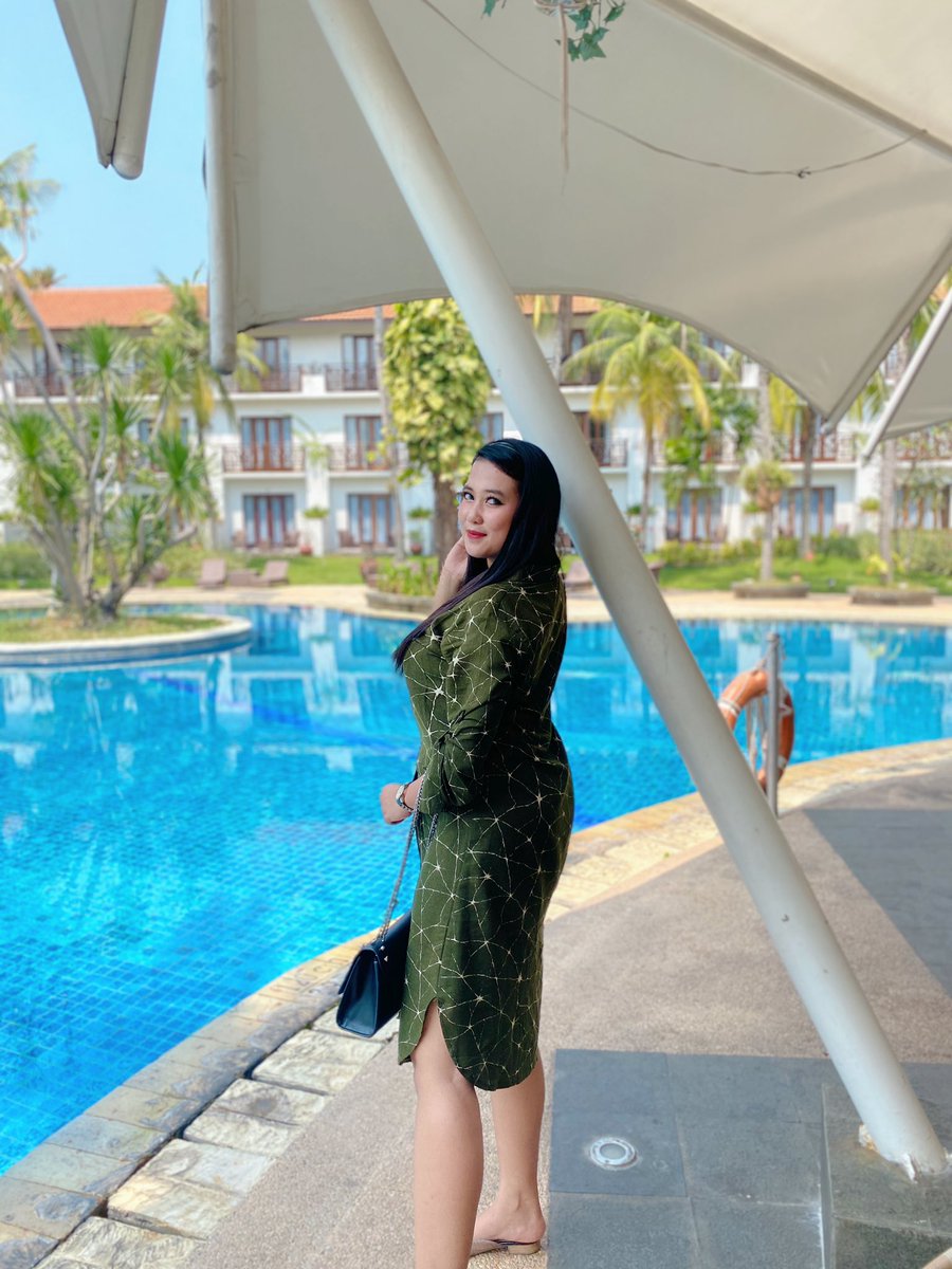 Aku masih hidup gaessss dan lagi menikmati hidup ✌🏻