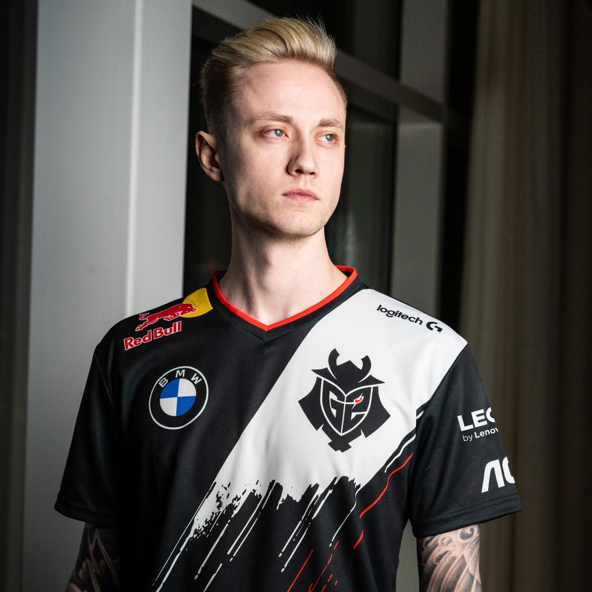 G2esports's tweet photo. Looking good in G2 colors https://t.co/LgyduXsMnG