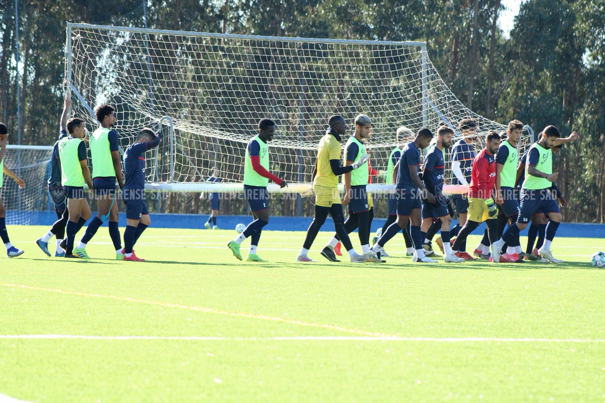 oliveirense_sad's tweet photo. ☑️ A equipa cumpriu mais uma sessão de treino esta manhã para a Taça de Portugal 🇵🇹🏆
#udoliveirensefutebolsad #somosunião #oliveirense #udosad #taçadeportugal #taçadeportugalplacard https://t.co/pvizwAkbO4