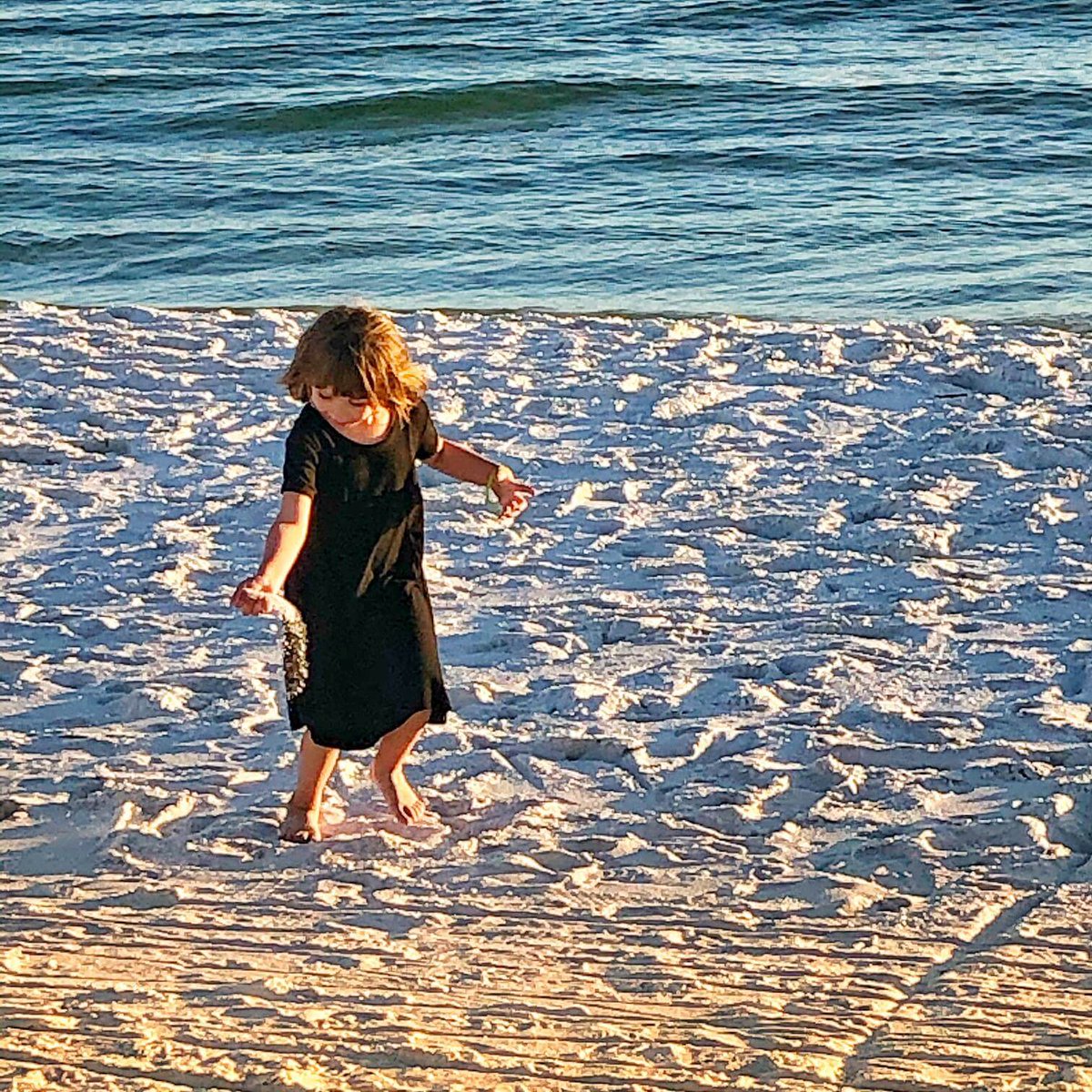 Pam & Brittany tweet media