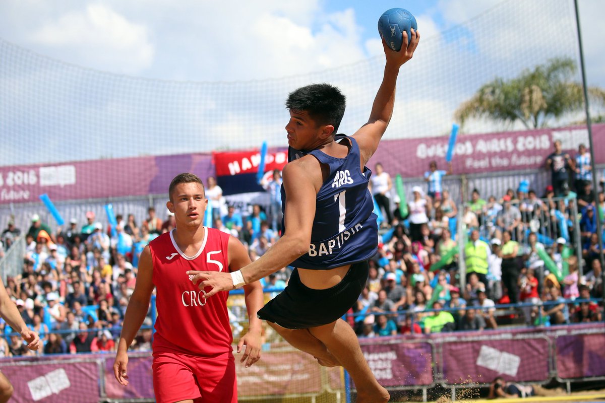 CAHandball's tweet photo. BEACH HANDBALL | La Legislatura de Río Negro declaró de Interés Educativo, Deportivo y Social la trayectoria en el beach handball de la cipoleña Rosario Soto y los viedmenses Nahuel Baptista y Tomás Paez, medallistas en los Juegos Olímpicos de la Juventud @buenosaires2018 👏🏼 https://t.co/VtcVdA0O0v