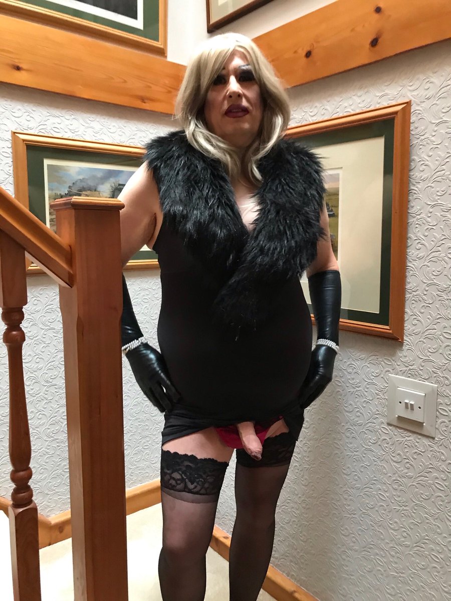 Angeltvtart's tweet photo. Friday dressing again... look forward to lockdown ending and a chance to meet some of my wonderful friends again. Until then have to make do with a solo session #gay #tgirl #dressing #cock #LockdownLoneliness https://t.co/Z81ijNT1qw