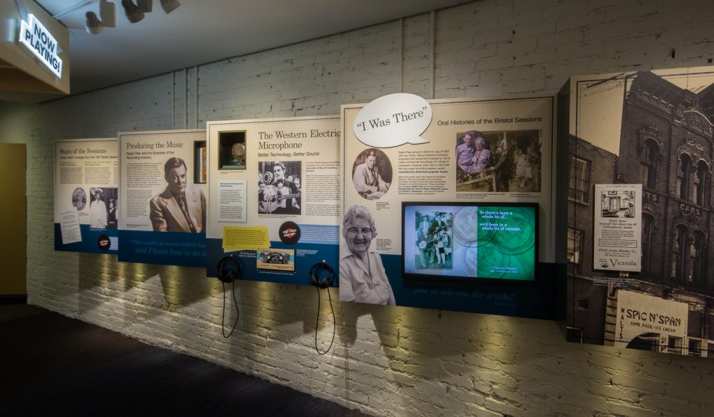 BCMM's tweet photo. Recording and telling stories is a big part of southern and Appalachian culture and tradition. Find ways to pass on your family's👨👩👧👦 stories with the latest #BCMBlog 👉👉https://t.co/i4EdnkpUb4 @StoryConnect @SIAffiliates @AAMers @AMTriangle @VAMuseums @tnmuseums https://t.co/PukMbfApvS
