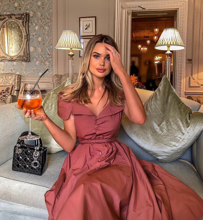 BelsfieldHotel's tweet photo. Is it even a Friday if you aren't enjoying your favourite cocktail? 🍹 (📸: @rachelward_e) https://t.co/OJZJr3oUvw