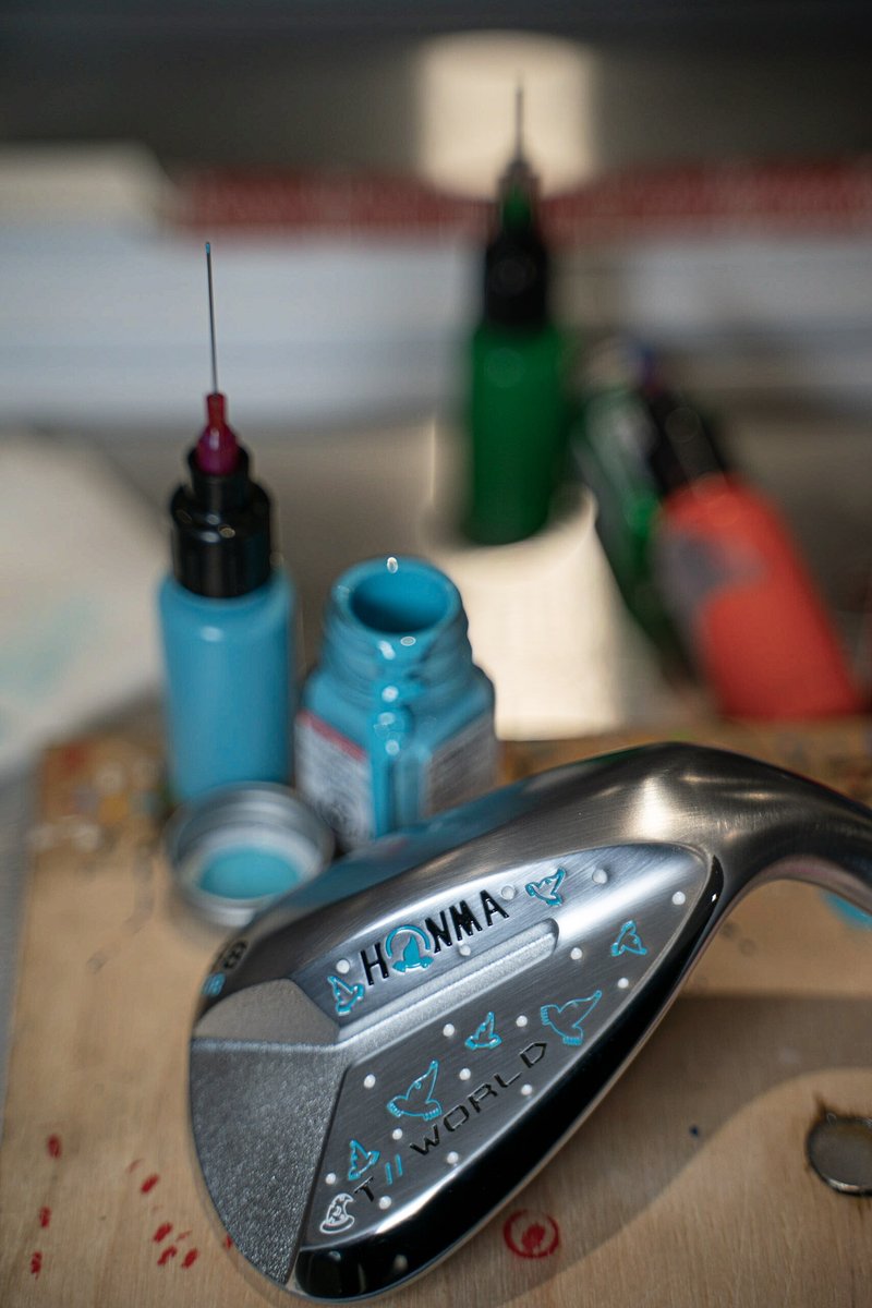 honmagolf's tweet photo. The perfect gift for any golfer wanting to stand out – including you! Performance meets artistry with these handcrafted custom wedges from Honma craftsman Jacob Sanborn. Order now to get yours in time for the holiday season. #wedgewizard #thehonmaway
https://t.co/1lysq4jDIn https://t.co/0f40dLeves