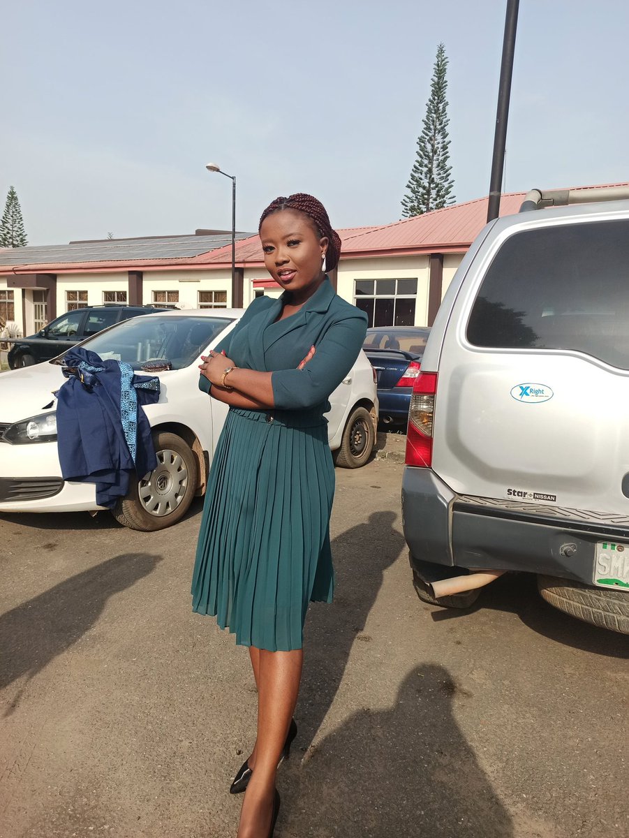 futurerichwoman's tweet photo. I was inducted into the medical and dental council today🥳. Dr Disu B.O (dental surgeon) https://t.co/sEGDrG94v9