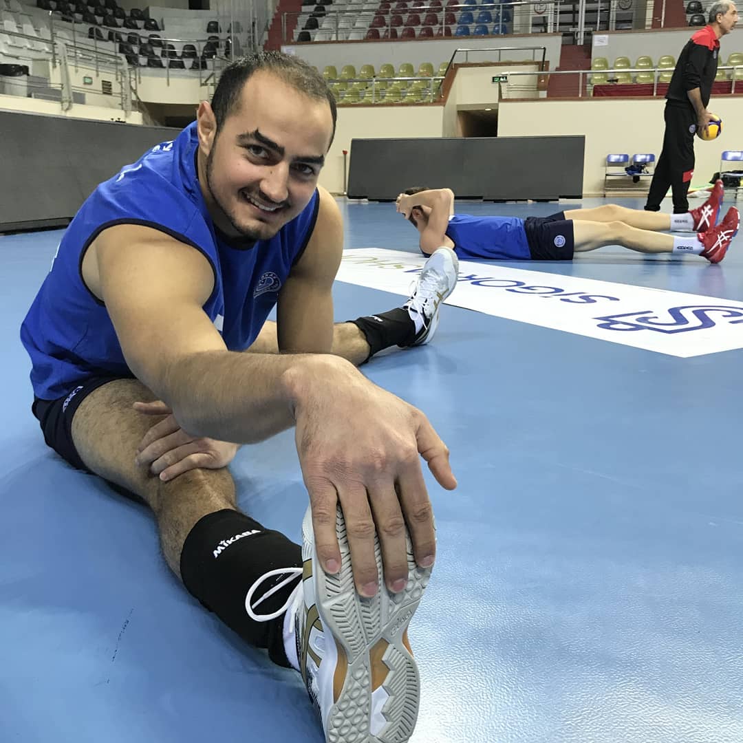 arkas_spor's tweet photo. İkinci yarının ilk maçında deplasmanda Galatasaray HDI Sigorta ile karşılaşacağımız maçın hazırlıkları devam ediyor. 👊🏐
🔵⚪
#GoArkas
#ArkasSporKulübü #ArkasSpor #voleybol #spor #sporkulübü #Volleyball #ninesquared #EfelerLigi #axasigortaefelerligi #MaskeniTak https://t.co/cdbUGKgK6w