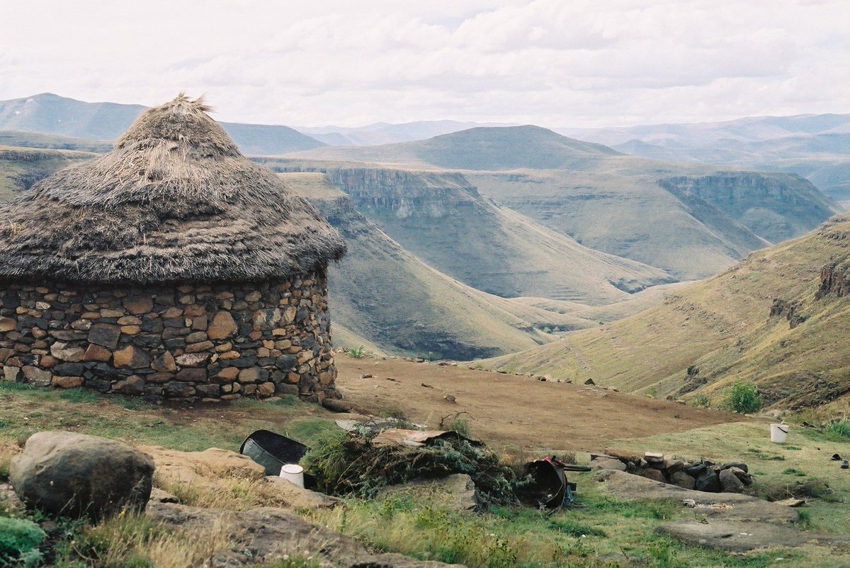 Organizing old pics. A traditional Sotho hut, during the Bush era. I was a stupid, young teen traveling across southern Africa. Still can't believe my fam let me do it. This town was remote. People there didn't know who Bush was, or that the US had presidents. Kind of refreshing.