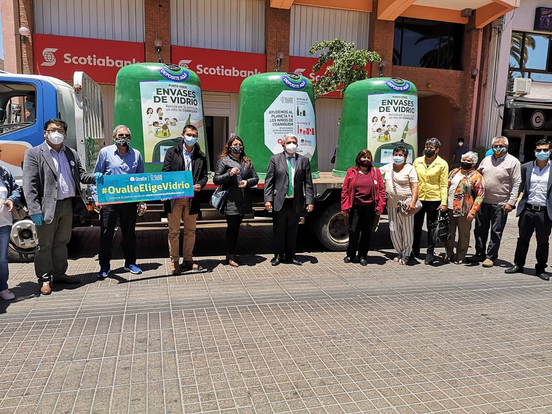 ¡Ovalle Elige Vidrio por los niños de Coaniquem! 
Junto a la Ilustre Municipalidad de Ovalle inauguramos las nuevas campanas de recolección de envases y botellas de vidrio en la comuna!
#OvalleEligeVidrio #EsUnaBuenaIdea #RehabilitemosLosSueños
@coaniquem