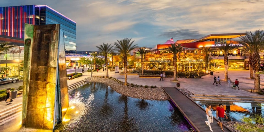 vccusa's tweet photo. Happy 10 year Anniversary to @HowardHughesCo! We have worked with the Howard Hughes team on several projects including @RiverwalkNOLA, Creekside Park West, and the award-winning @DTSummerlin. We wish you nothing but continued success!
#VCCusa #LifeAtHHC #HHC #GrowingTogether https://t.co/1GIkyPNUQG