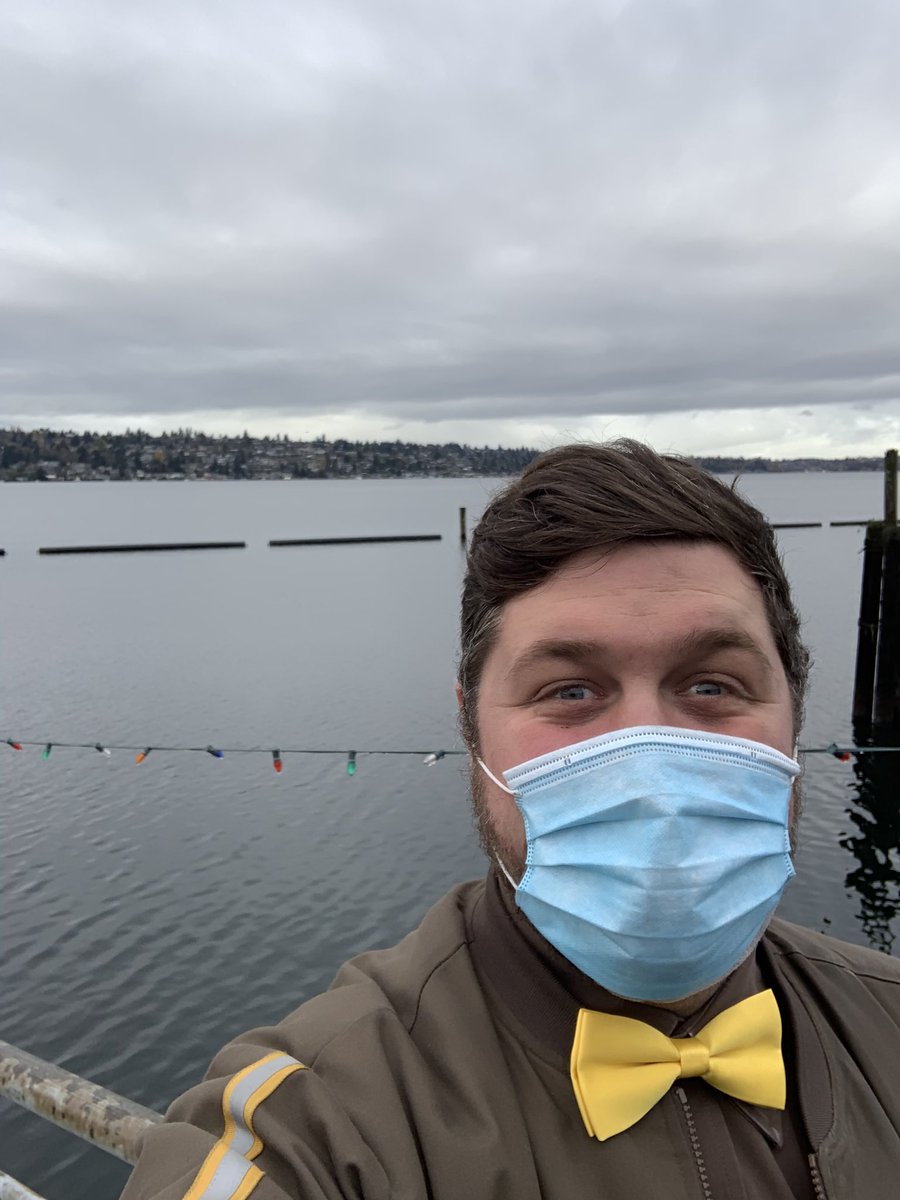 UPS driver Blake Folsom shows off for #wishesdelivered #BowTieDay