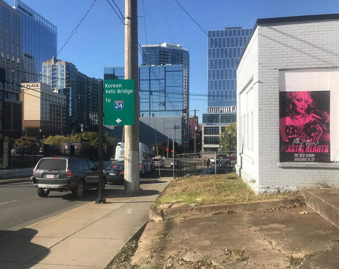 postergiant's tweet photo. Check out our installs in multiple cities for Miley Cyrus new drop coming 11/27. The creative looks amazing out in the wild! 
#getnoticed #wildposting #mileycyrus #plastichearts #marketing #guerrillamarketing #advertising #music #promo #whatwedo https://t.co/i5DVaXqlNR
