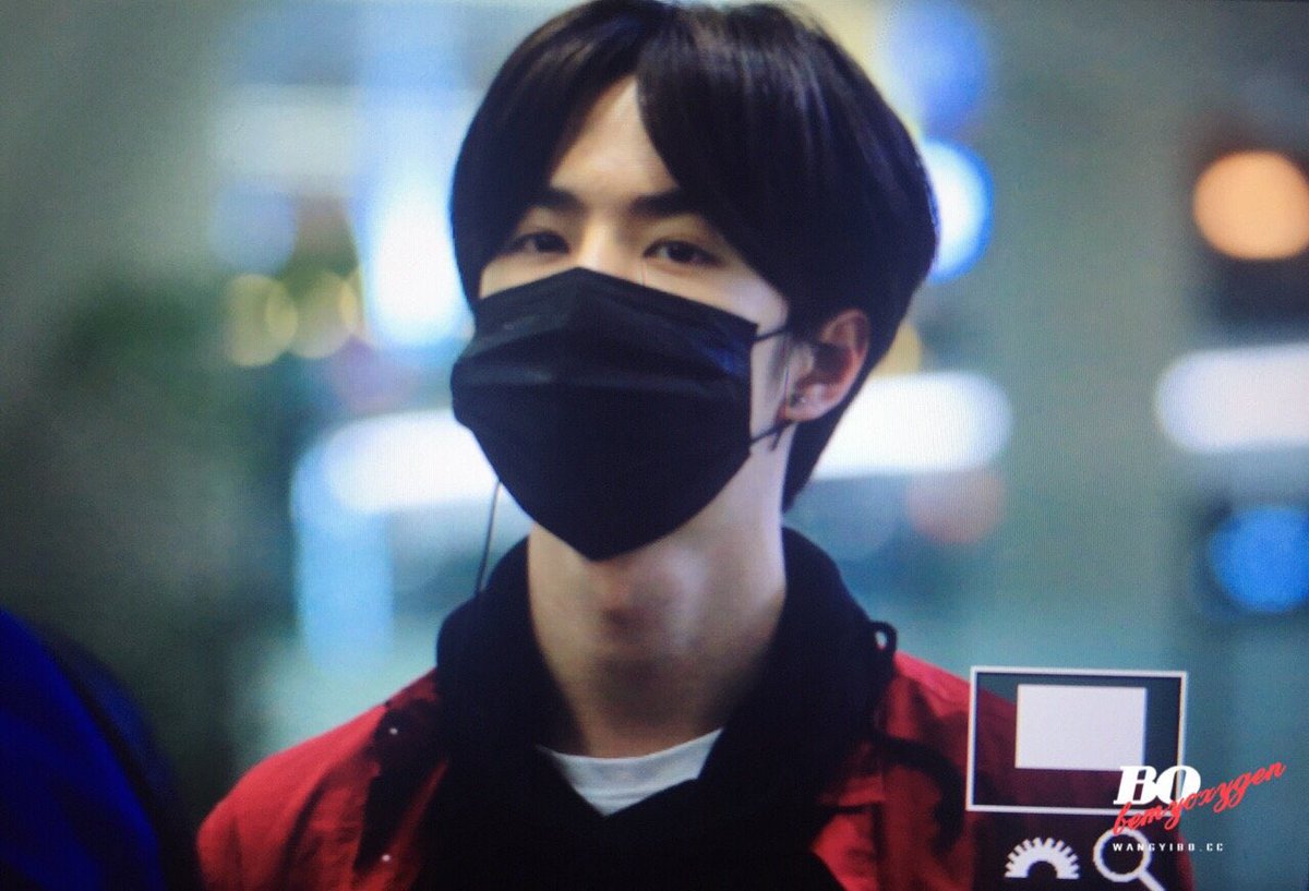 Yibo and his wired earphones throughout the years(and his precious fashion style)