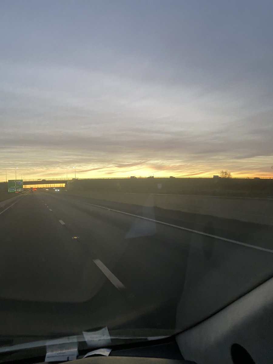 On the road early this morning lovely to watch the sun come up!! 

5am club best time of the day