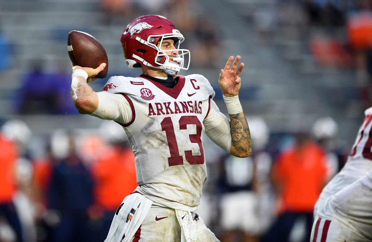 PFF_College's tweet photo. Highest-graded redzone passers:
1. Feleipe Franks - 92.4
2. Spencer Rattler - 91.4
3. Trevor Lawrence - 90.0
4. Kyle Trask - 87.0 https://t.co/mkyBEPzGuT